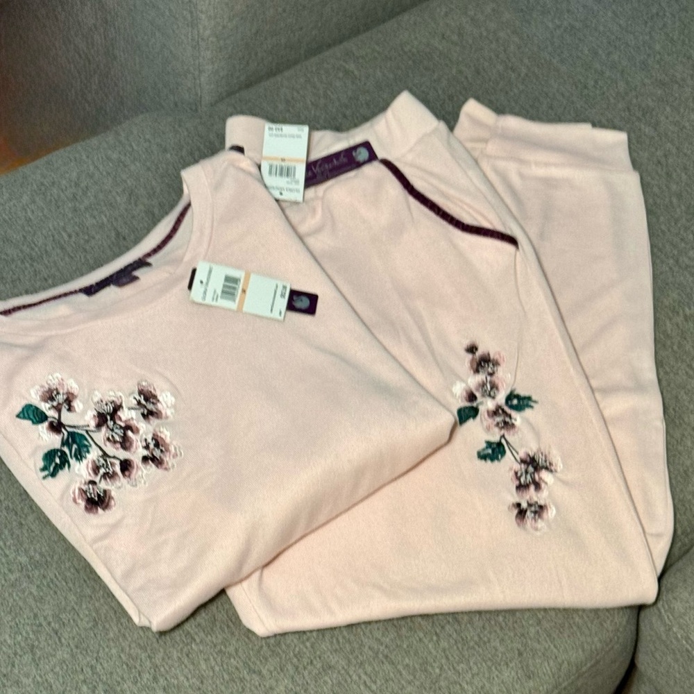 Floral Embroidered Pink Lounge Set